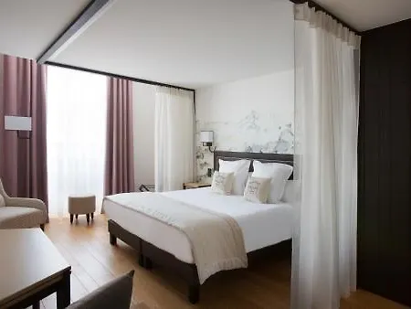 College Des Doctrinaires Hotel