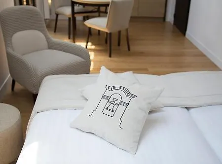 Hotel College Des Doctrinaires 4*