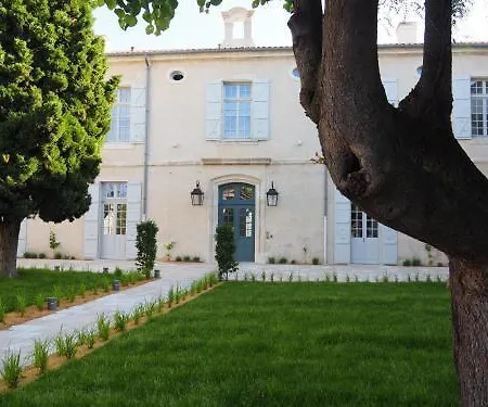 College Des Doctrinaires, Hotel, Et