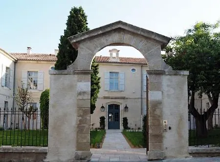 College Des Doctrinaires, Hotel, Et 4*