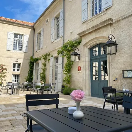 Hotel College Des Doctrinaires 4*