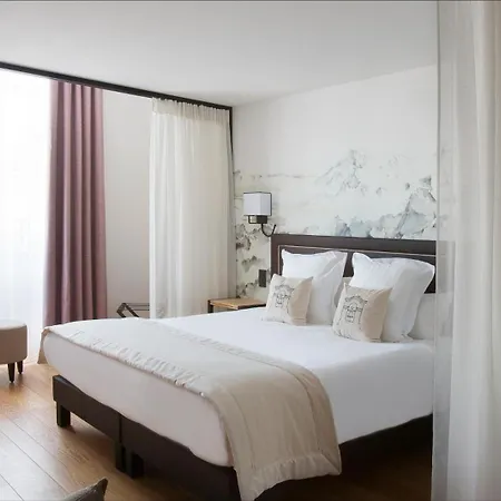 ホテル Hotel College Des Doctrinaires, BW Premier Collection 4*