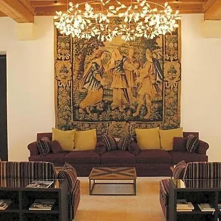 Hotel College Des Doctrinaires, Bw Premier Collection 4*