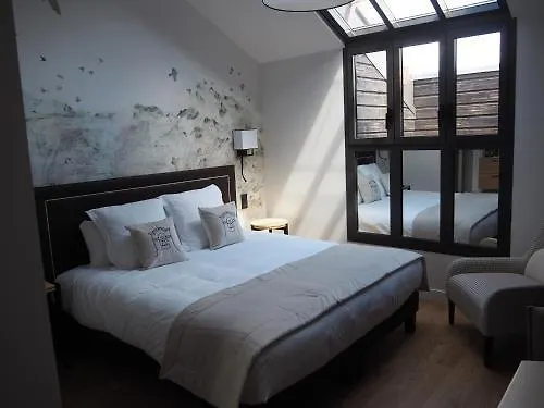 College Des Doctrinaires, Hotel, Et 4*