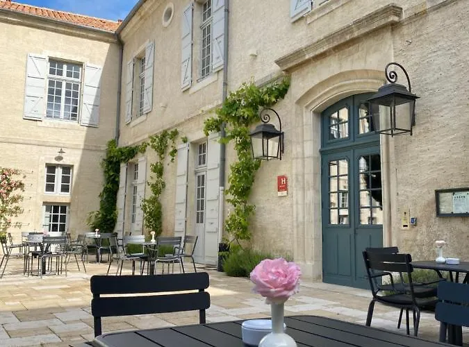 Hotel College Des Doctrinaires, Hotel, Et 4*